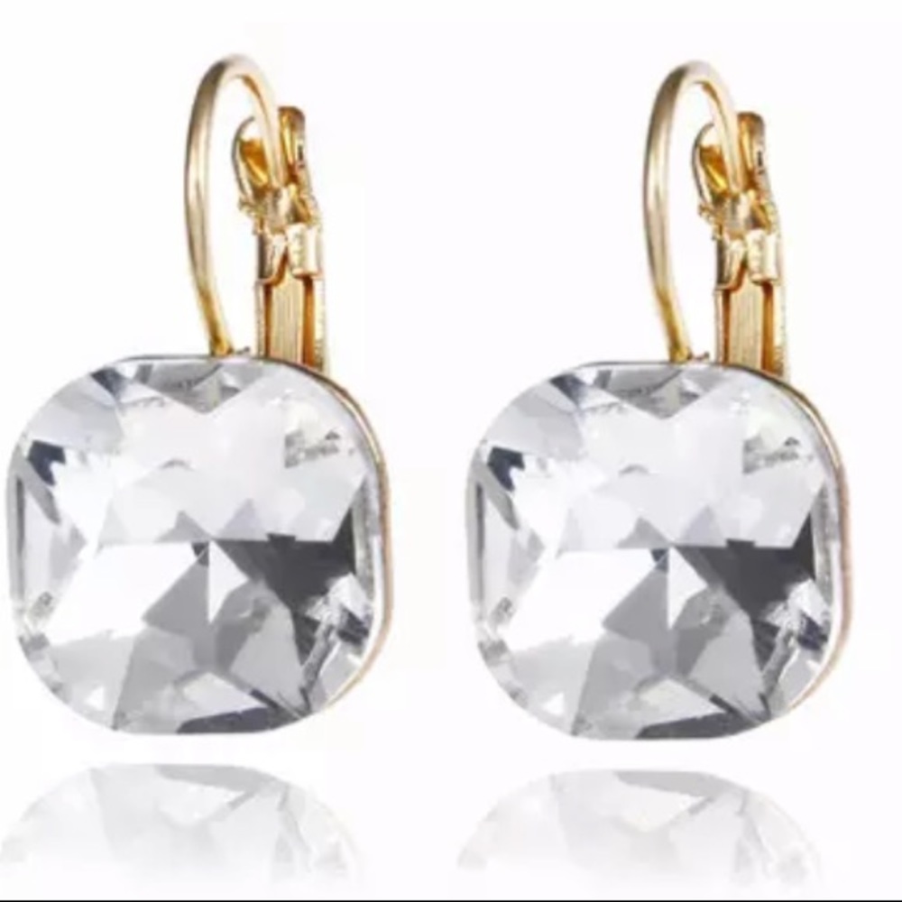 NEW!๐๐SQUARE CUSHION CUT CRYSTAL CLEAR DROPS๐๐ - Picture 4 of 5